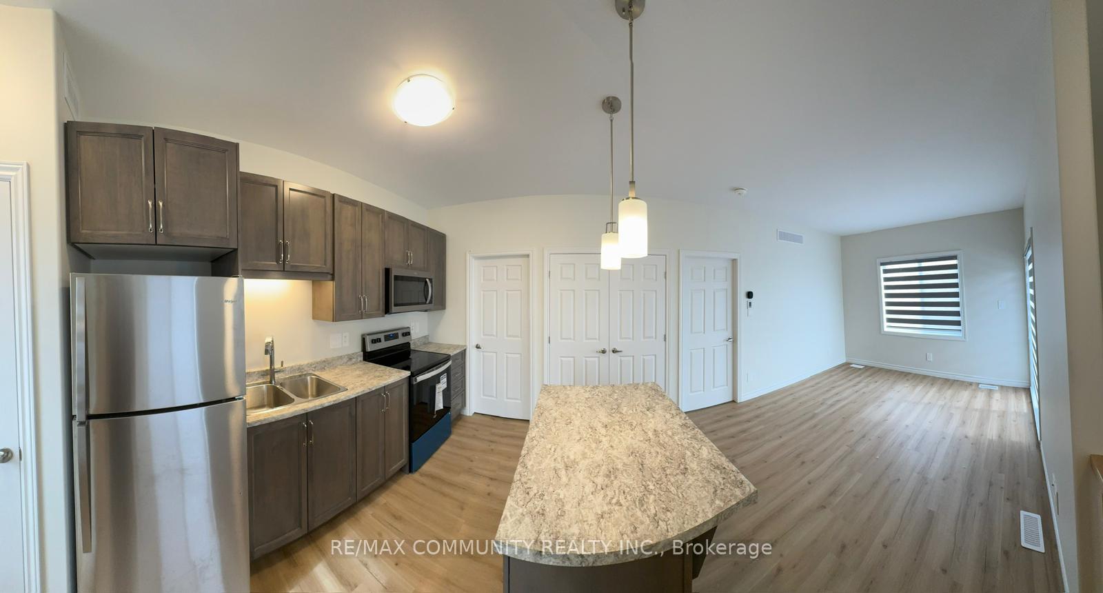 Photo 8 of Unit B, 64 Riverstone Way, Belleville, Thurlow Ward — HOMEH