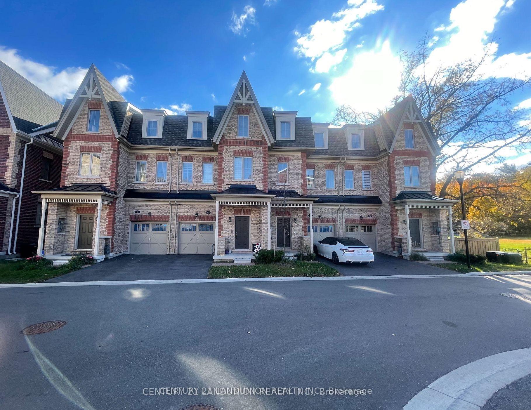 Photo 1 of 17 McConaghy Court, Vaughan, Maple — HOMEH