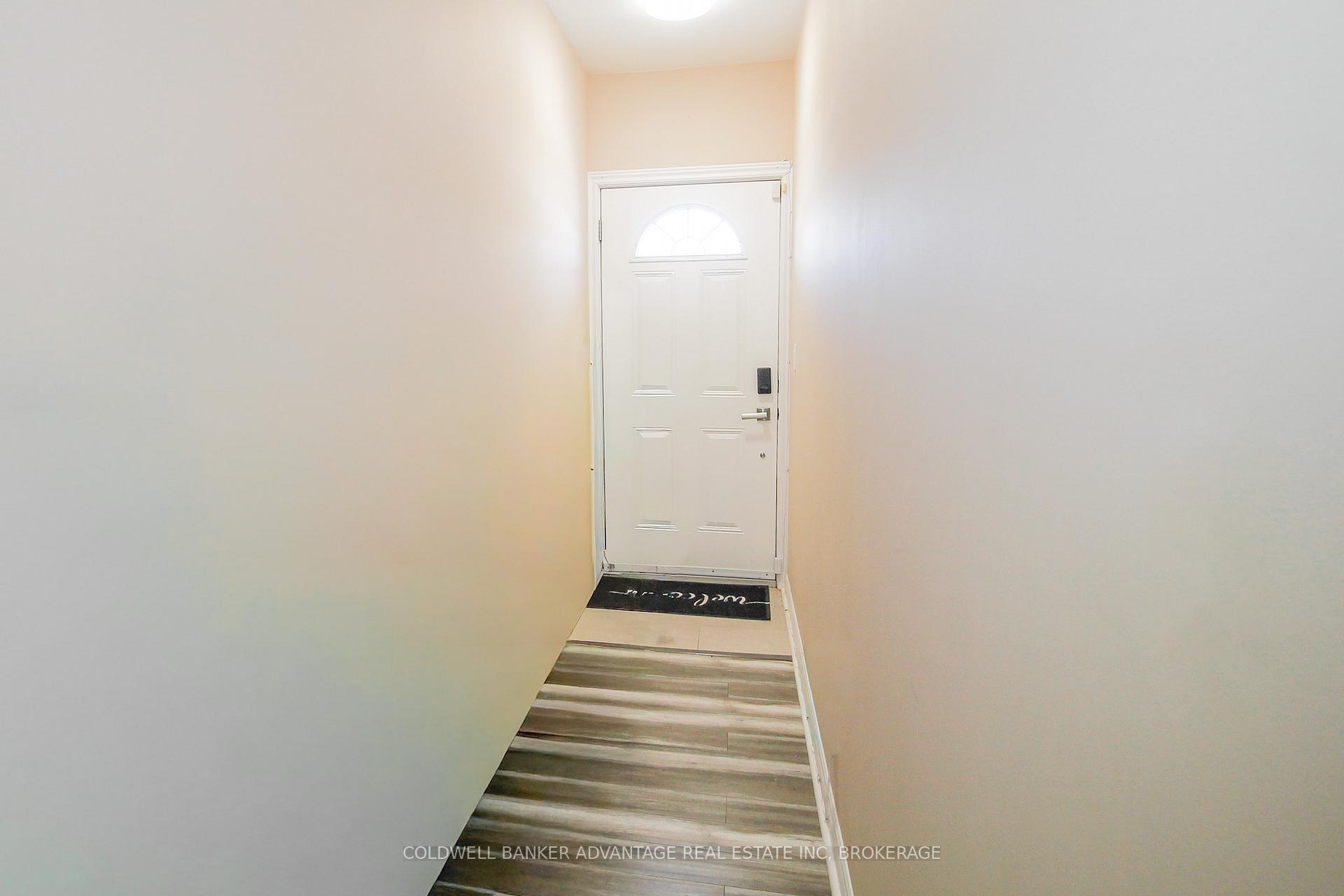 Photo 10 of 534 Lincoln Street, Welland, Lincoln/Crowland — HOMEH