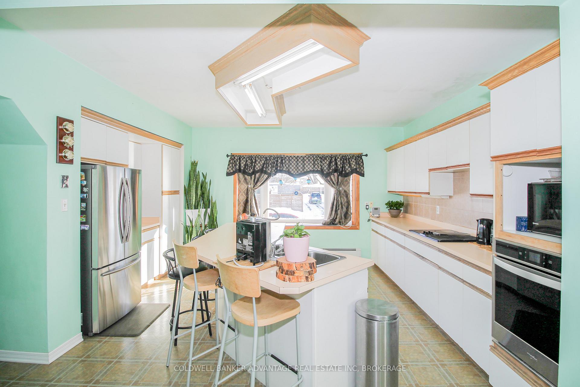 Photo 21 of 534 Lincoln Street, Welland, Lincoln/Crowland — HOMEH