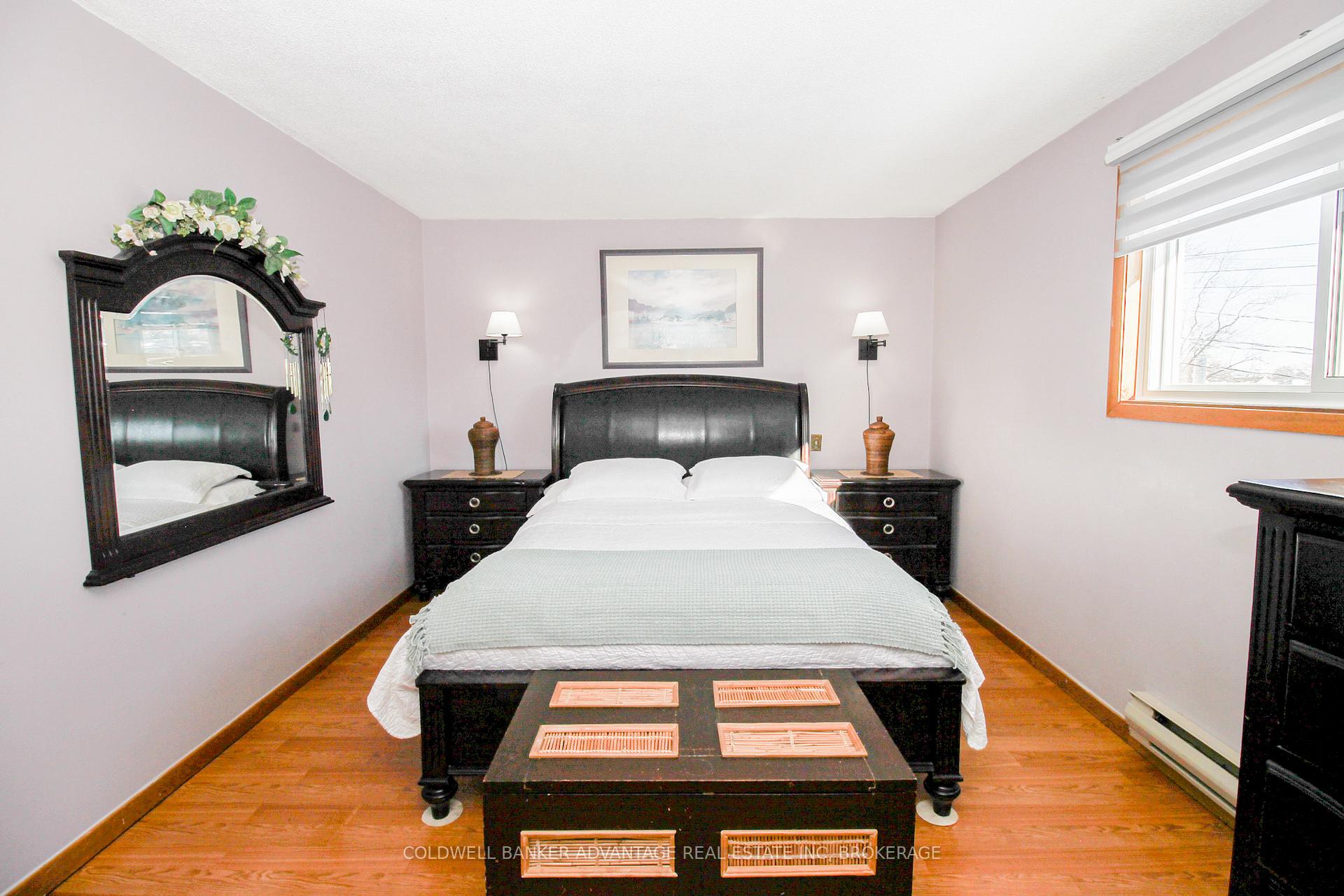 Photo 31 of 534 Lincoln Street, Welland, Lincoln/Crowland — HOMEH