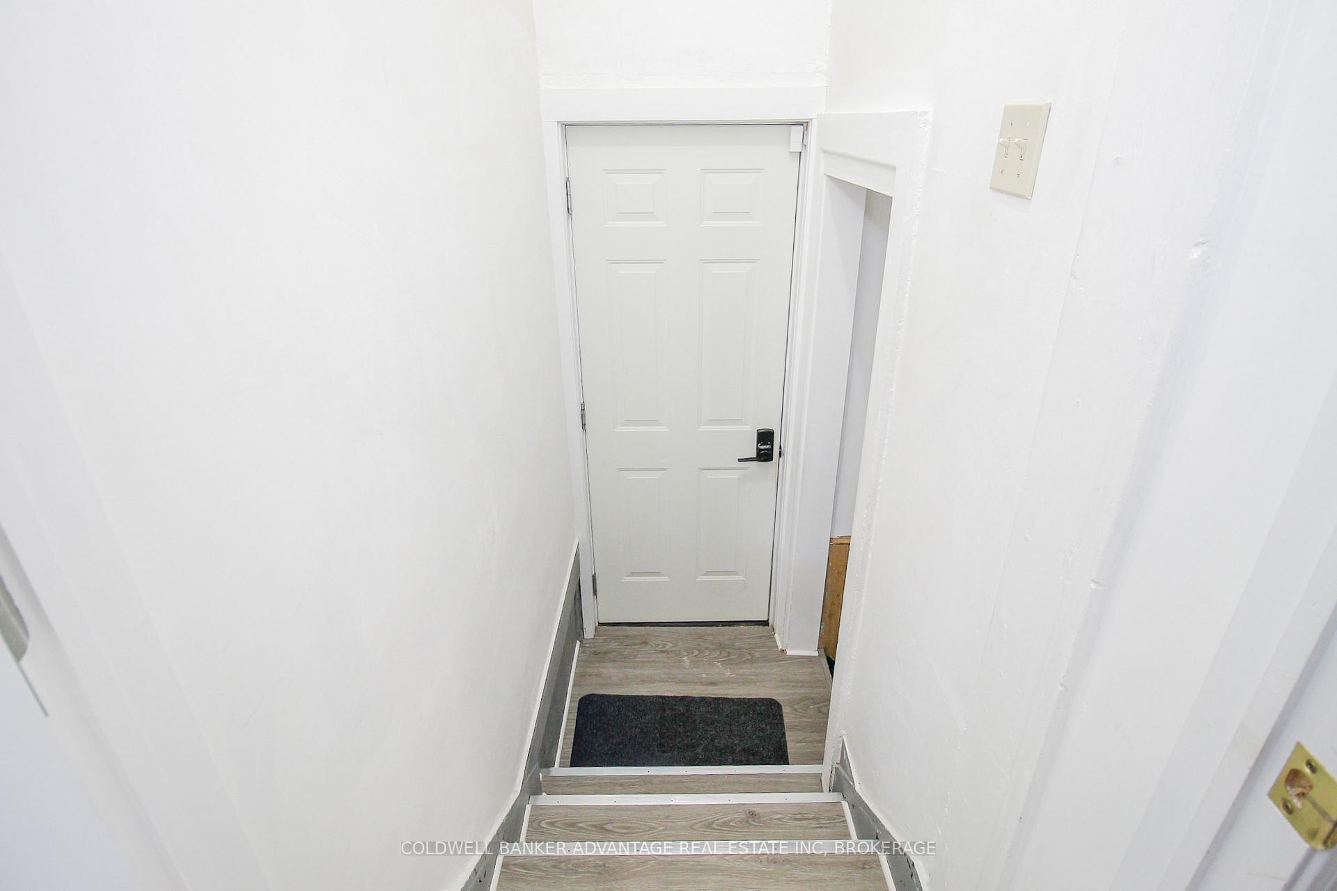 Photo 35 of 534 Lincoln Street, Welland, Lincoln/Crowland — HOMEH