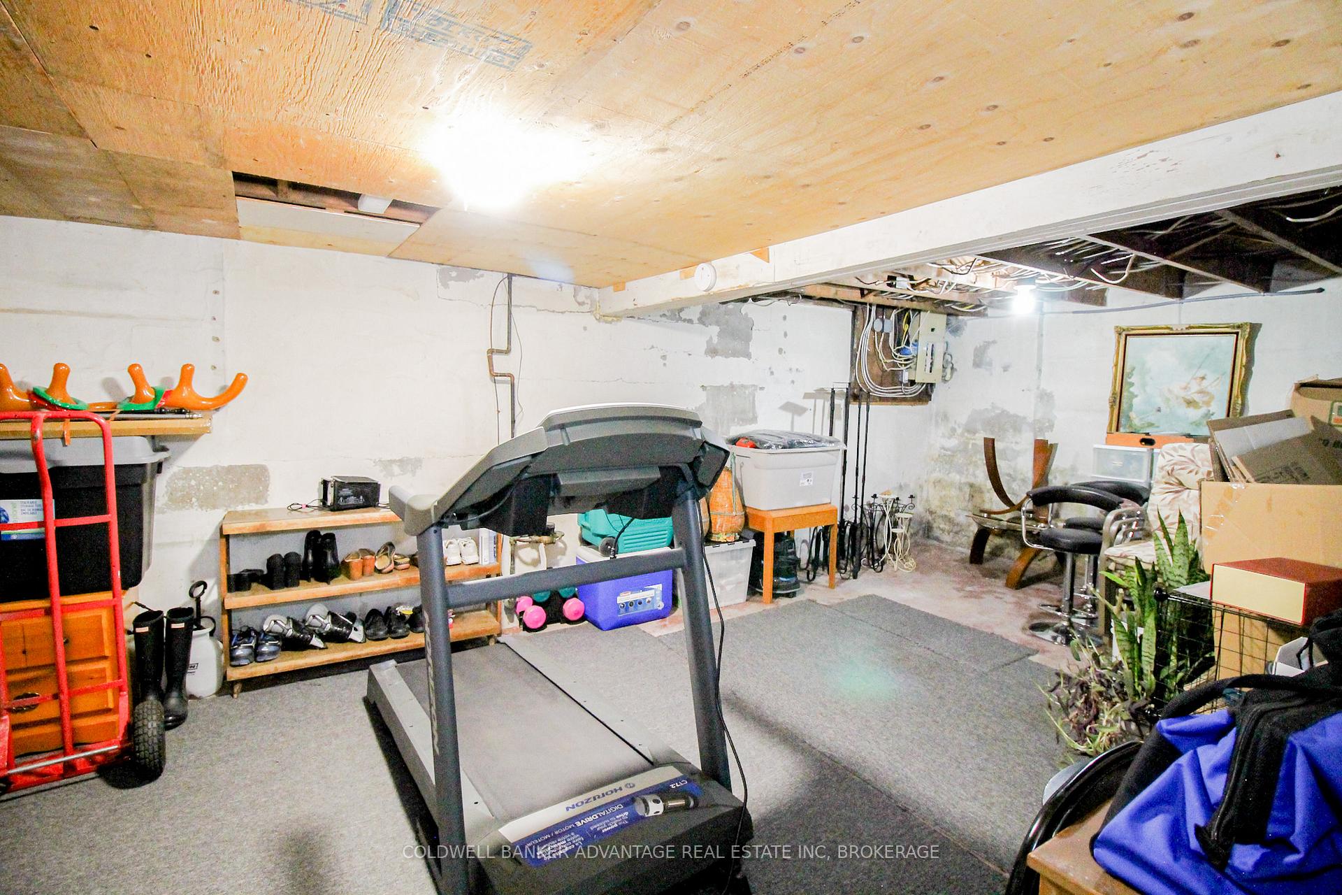 Photo 46 of 534 Lincoln Street, Welland, Lincoln/Crowland — HOMEH