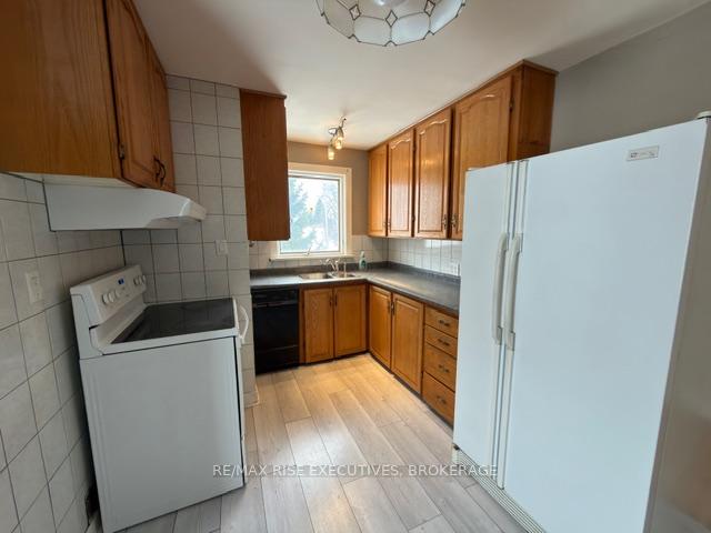 Photo 4 of 2073 Bath Road, Kingston, City Southwest — HOMEH