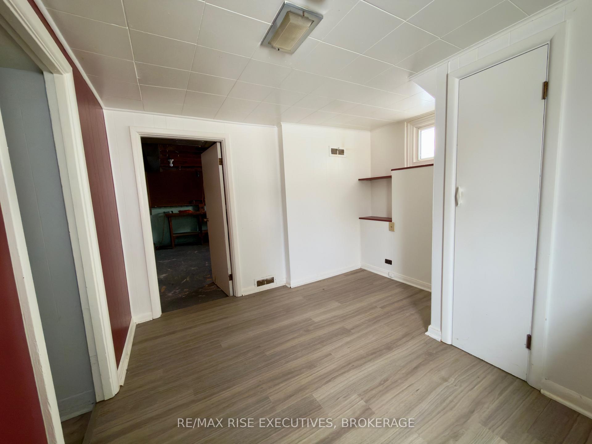 Photo 11 of 2073 Bath Road, Kingston, City Southwest — HOMEH