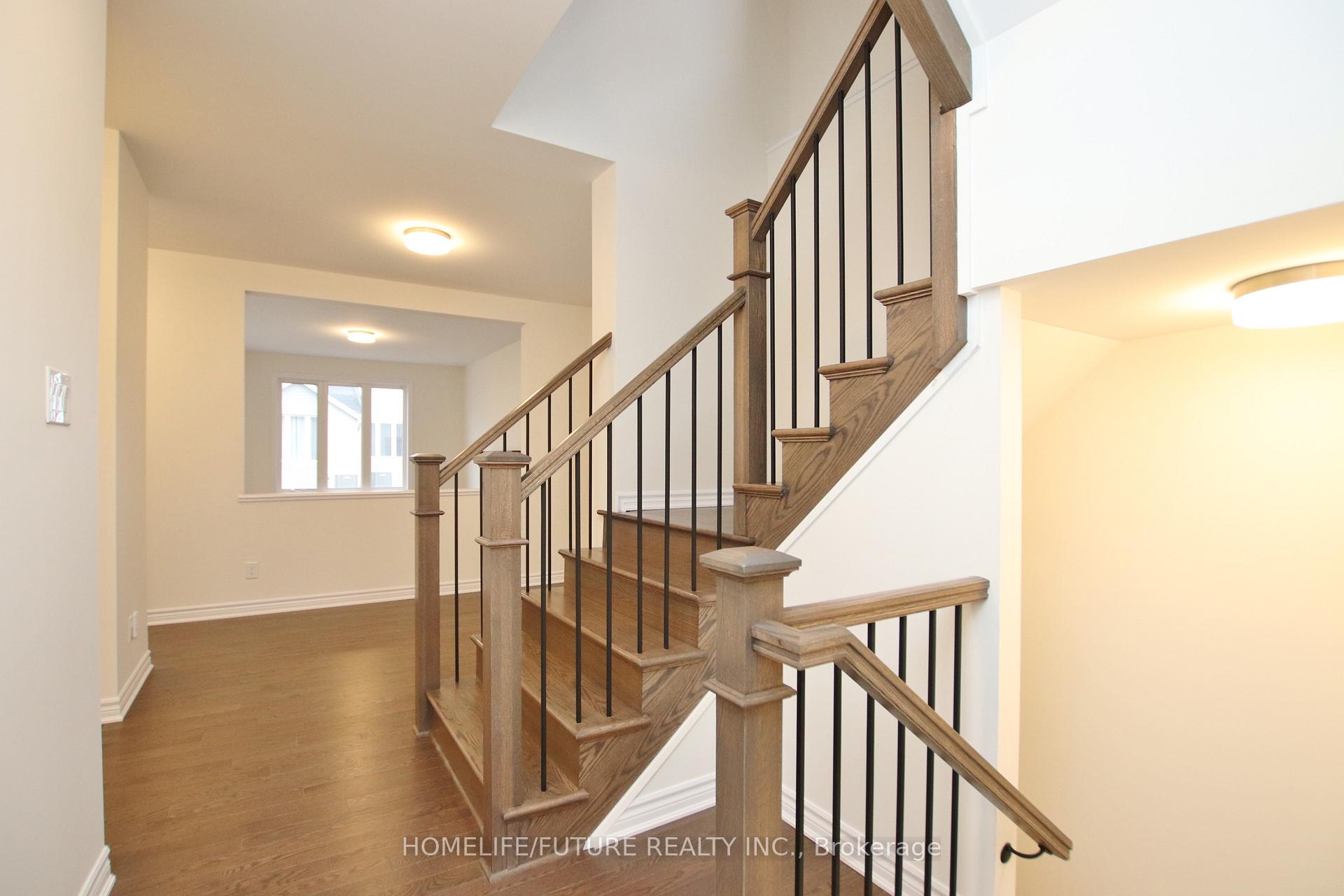 Photo 4 of 317 Finial Way, Ottawa, Barrhaven - Half Moon Bay — HOMEH