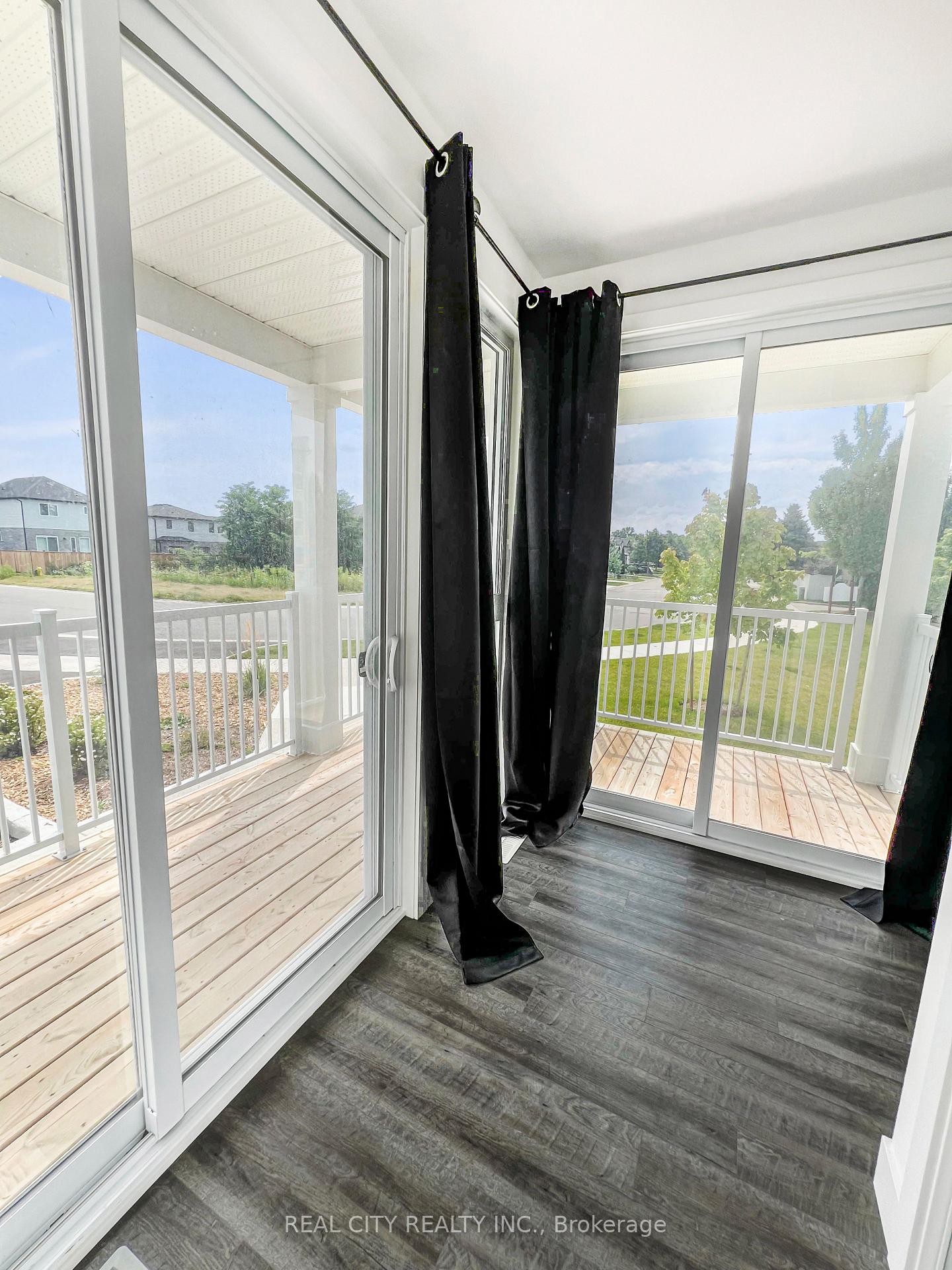 Photo 4 of Unit 97, 234 Edgevalley Road, London, East D — HOMEH