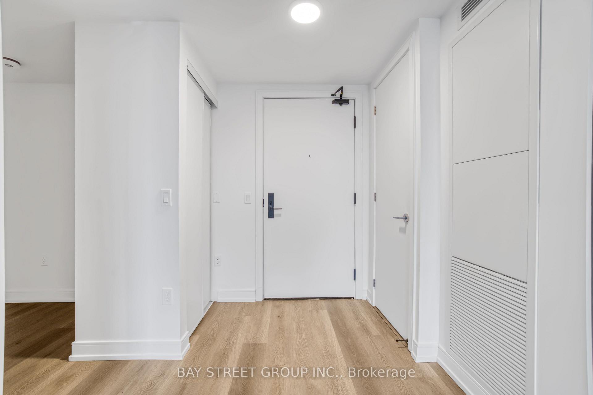 Photo 8 of Unit 826, 1 Jarvis Street E, Hamilton, Beasley — HOMEH