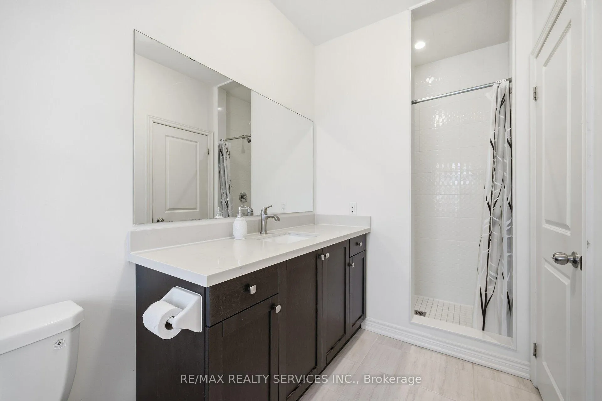 Photo 25 of 127 Adventura Road, Brampton, Northwest Brampton — HOMEH