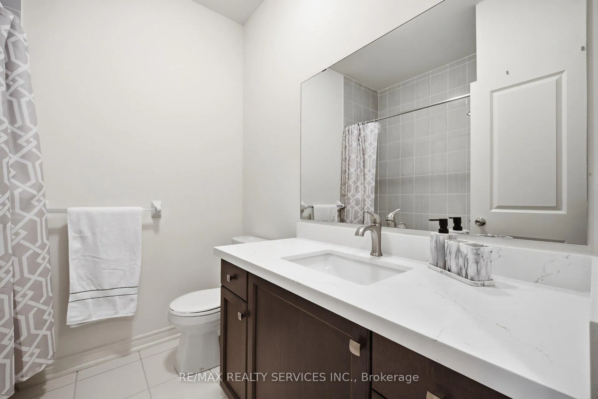 Photo 31 of 127 Adventura Road, Brampton, Northwest Brampton — HOMEH