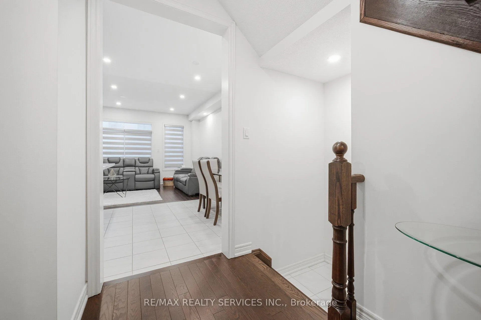 Photo 34 of 127 Adventura Road, Brampton, Northwest Brampton — HOMEH