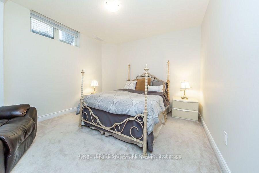 Photo 23 of 37 Royal West Drive, Brampton, Credit Valley — HOMEH