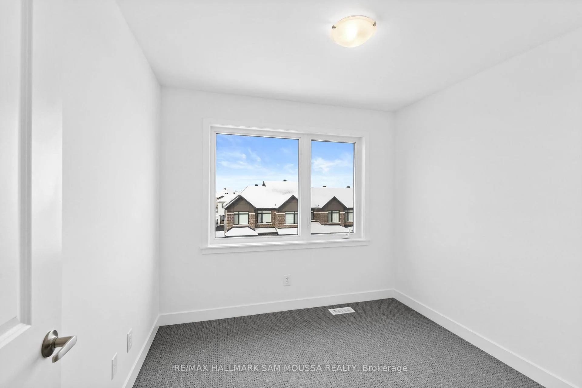 Photo 22 of 145 Lemon Leaf Lane, Ottawa, Leitrim — HOMEH