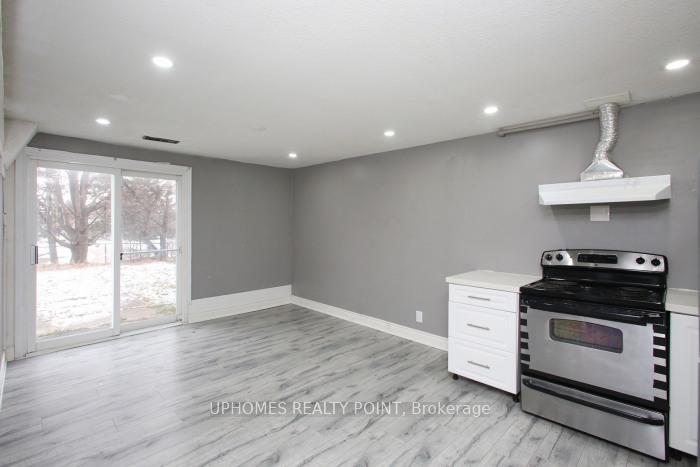 Photo 19 of 35 Northgate Boulevard, Brampton, Westgate — HOMEH