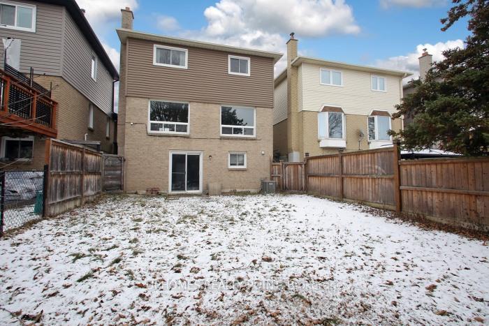 Photo 27 of 35 Northgate Boulevard, Brampton, Westgate — HOMEH