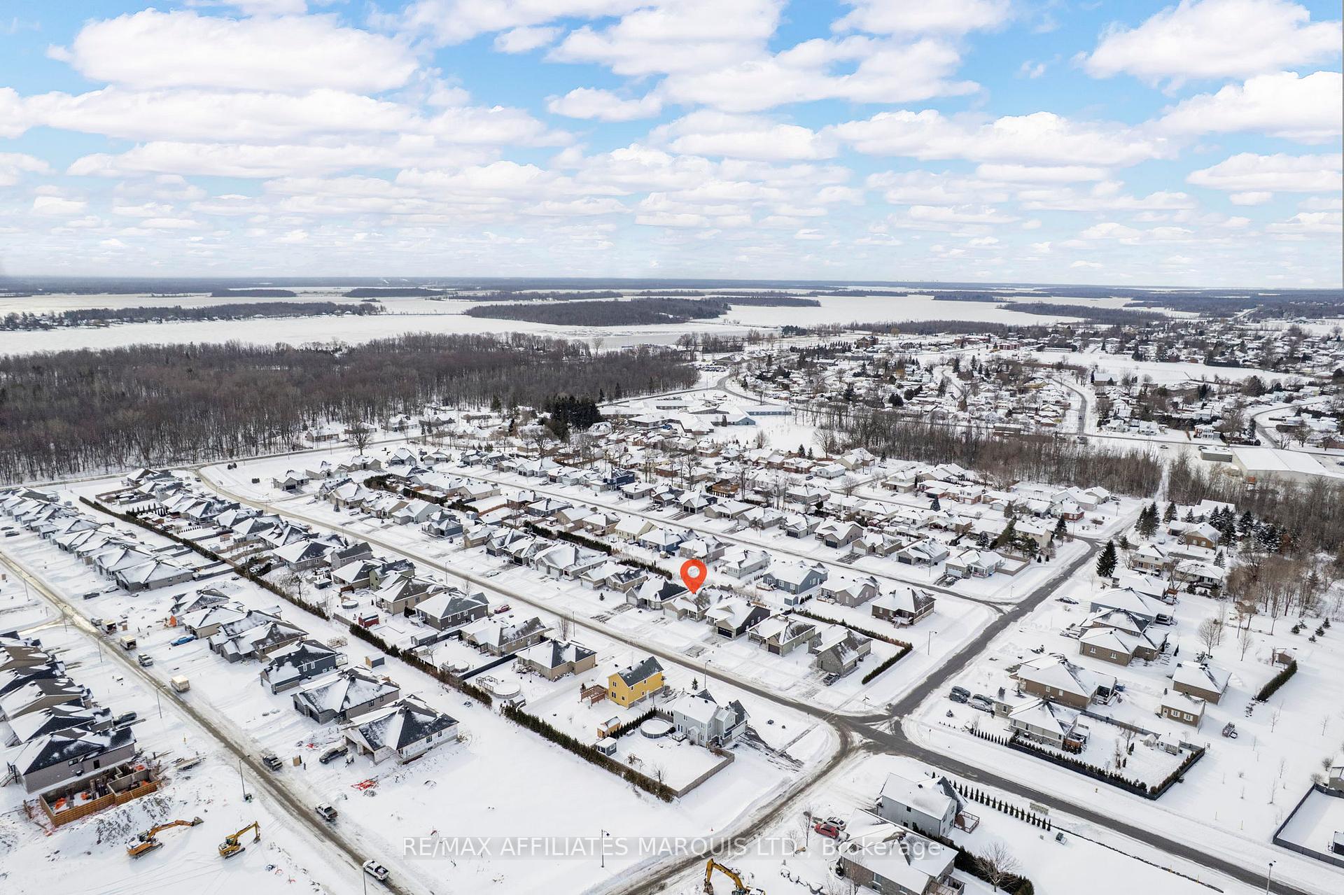 Photo 33 of 50 Jim Brownell Boulevard, South Stormont, Long Sault — HOMEH
