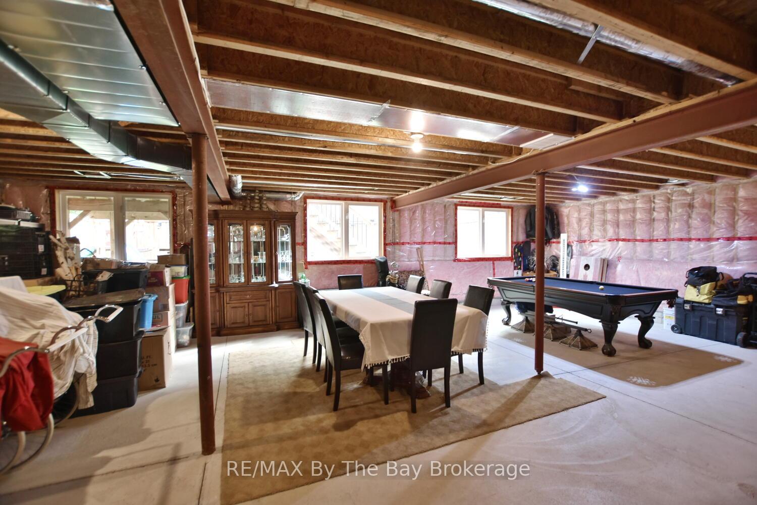 Photo 5 of 71 48th Street S, Wasaga Beach — HOMEH