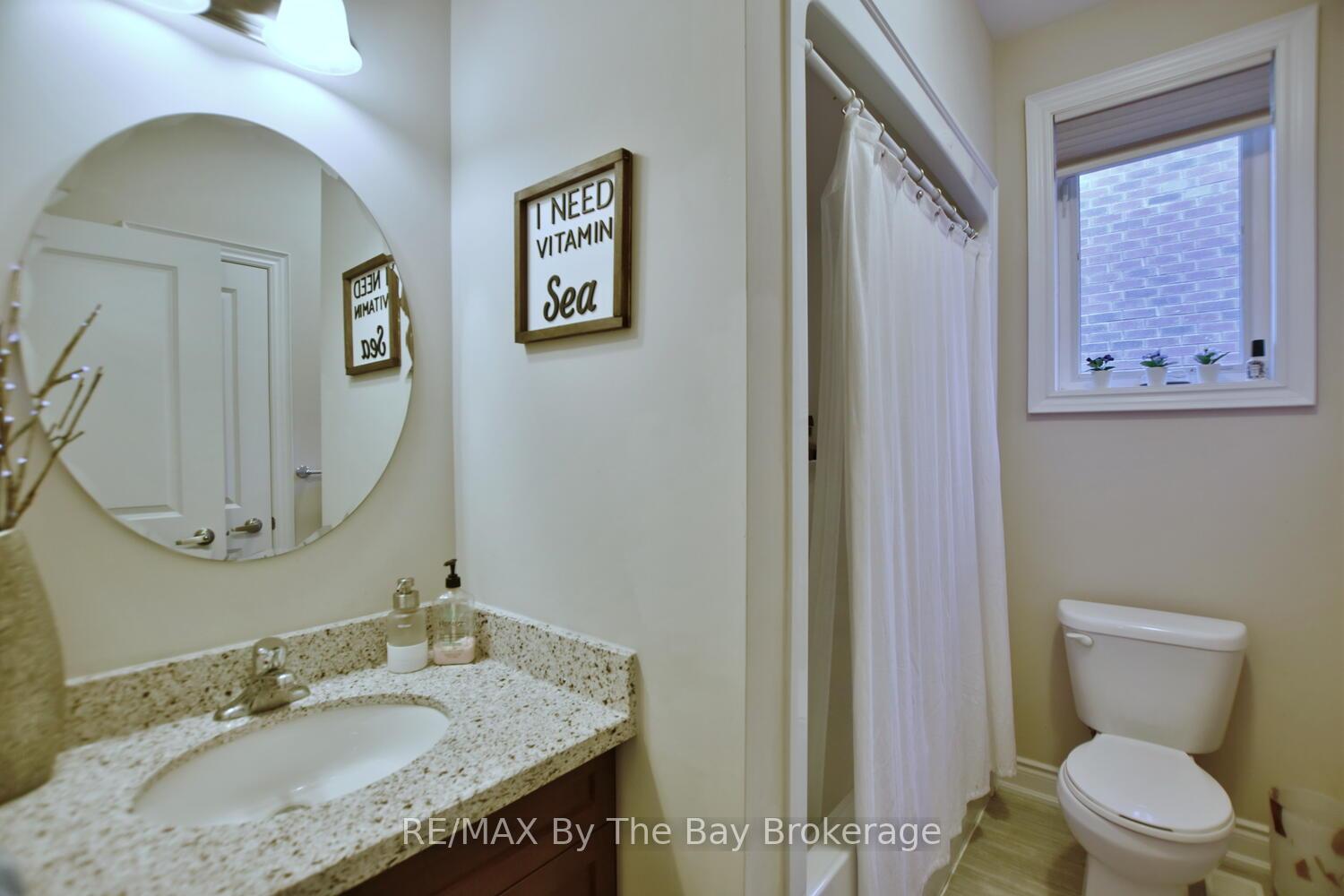 Photo 11 of 71 48th Street S, Wasaga Beach — HOMEH