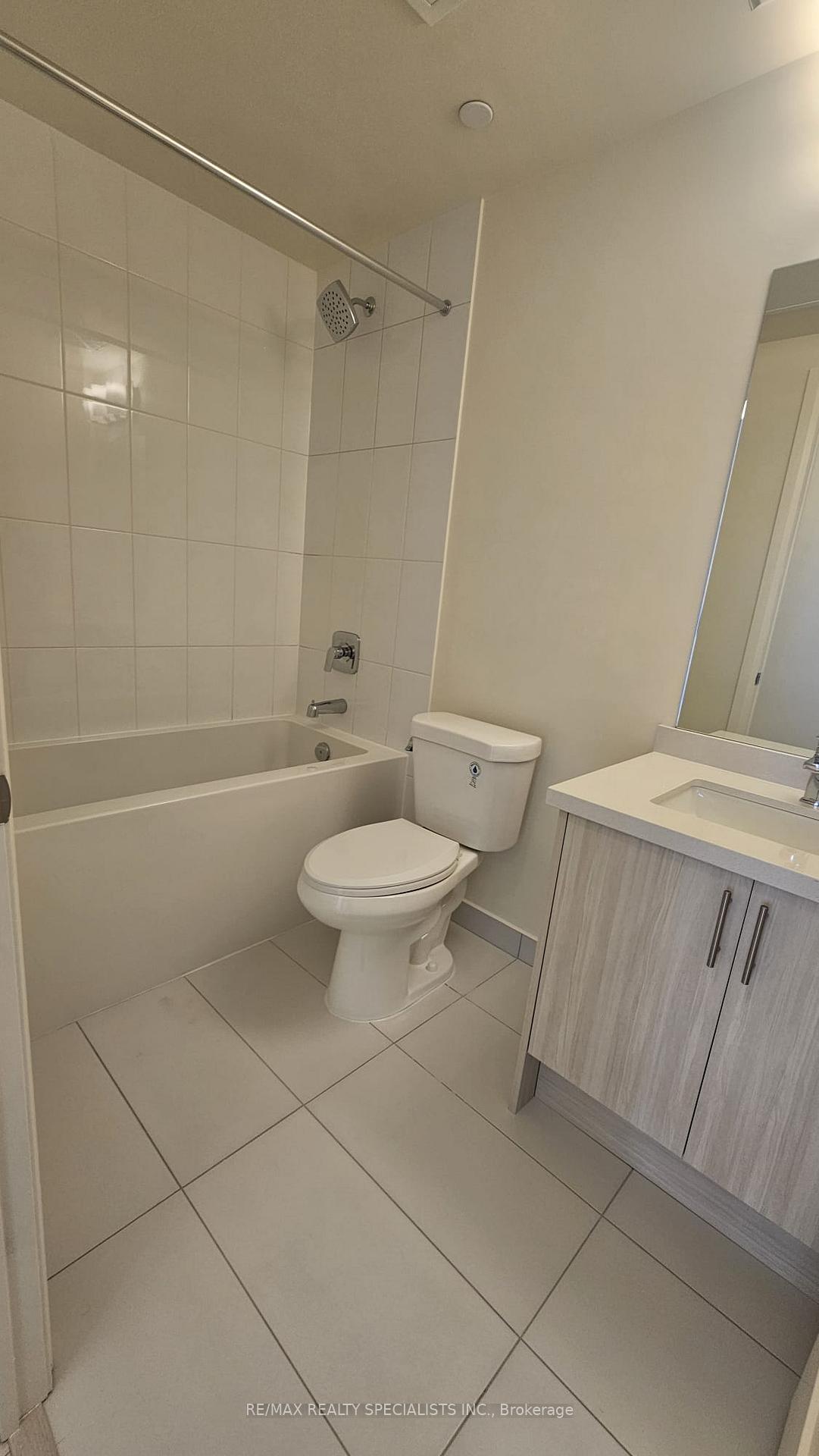 Photo 15 of Unit 2010, 27 Korda Gate, Vaughan, Vellore Village — HOMEH