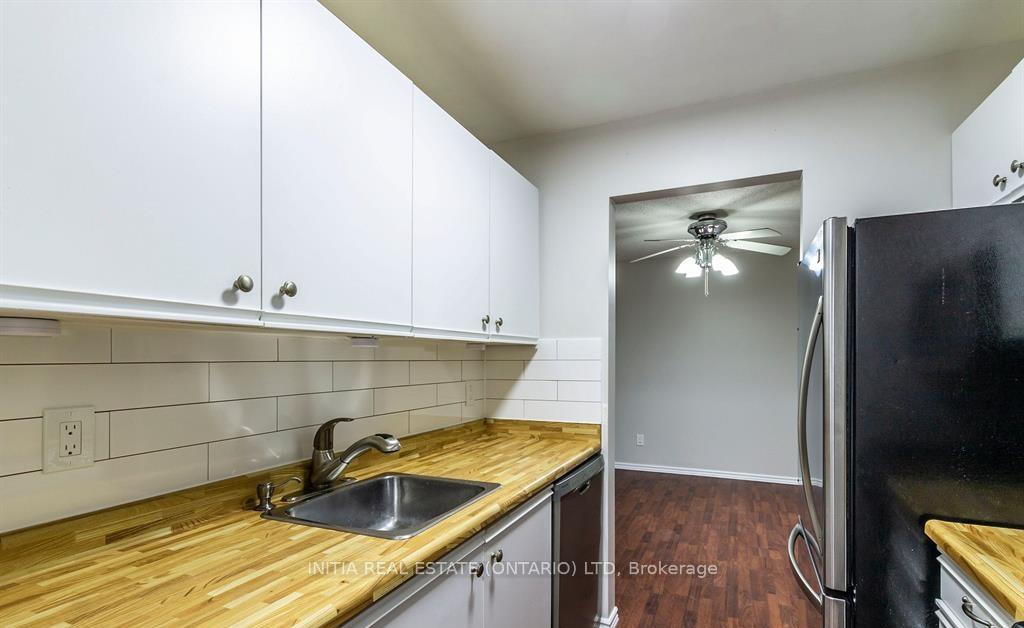 Photo 3 of Unit 317, 725 Deveron Crescent, London, South T — HOMEH