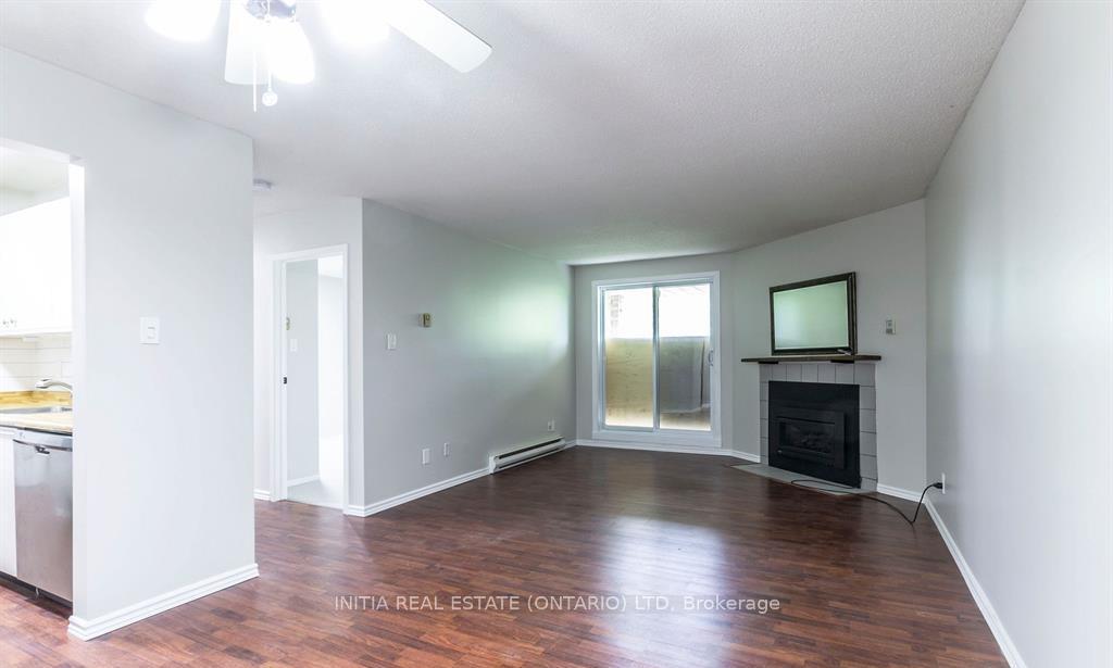 Photo 5 of Unit 317, 725 Deveron Crescent, London, South T — HOMEH