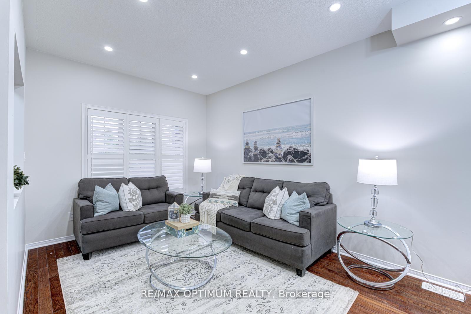 Photo 10 of 234 Valleyway Drive, Brampton, Credit Valley — HOMEH
