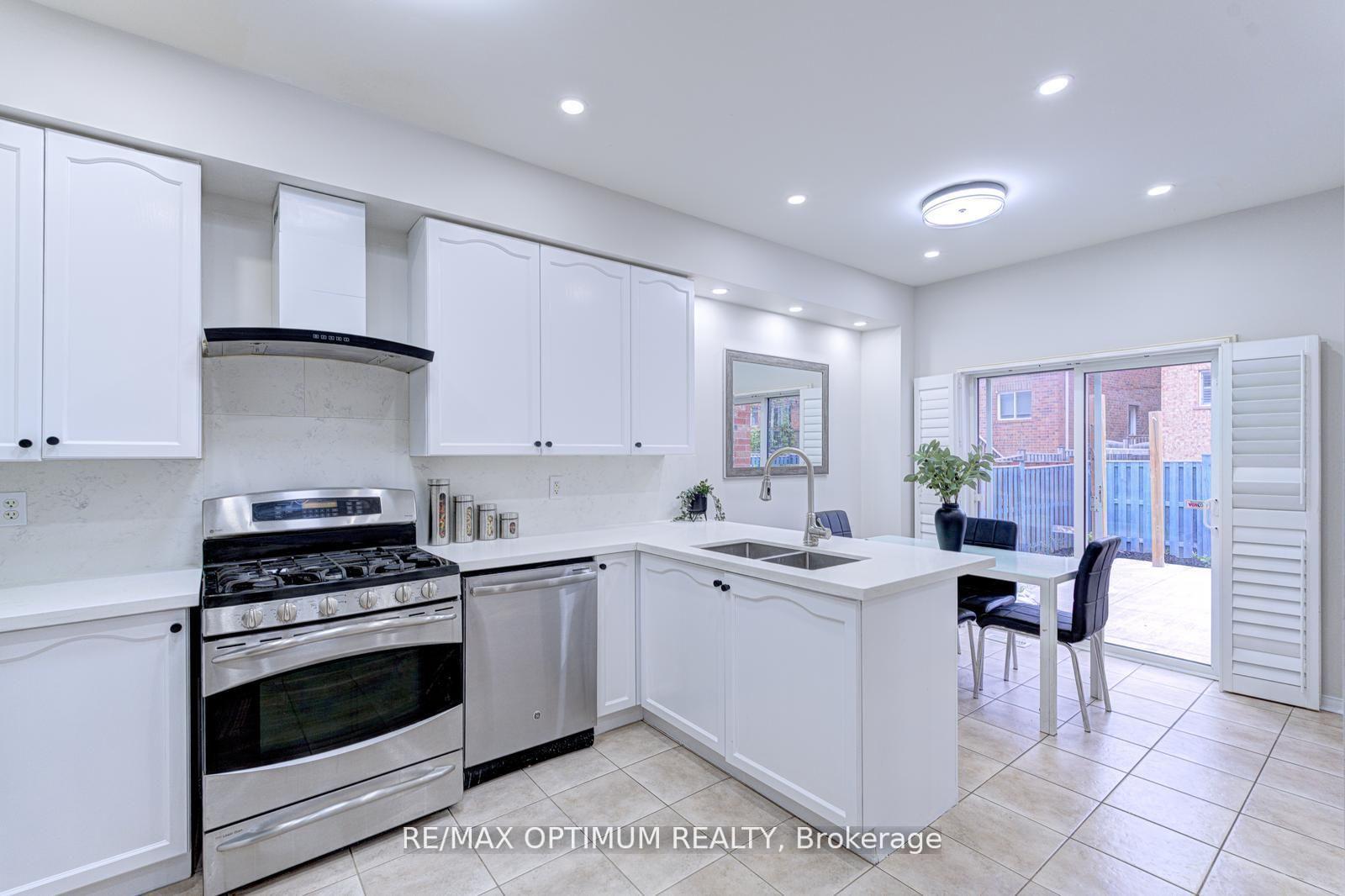Photo 17 of 234 Valleyway Drive, Brampton, Credit Valley — HOMEH