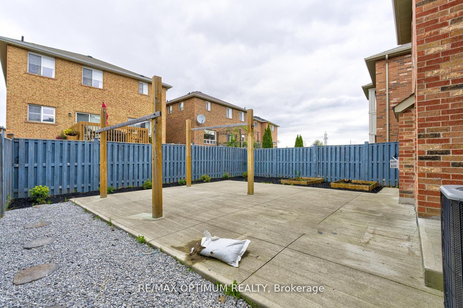 Photo 48 of 234 Valleyway Drive, Brampton, Credit Valley — HOMEH