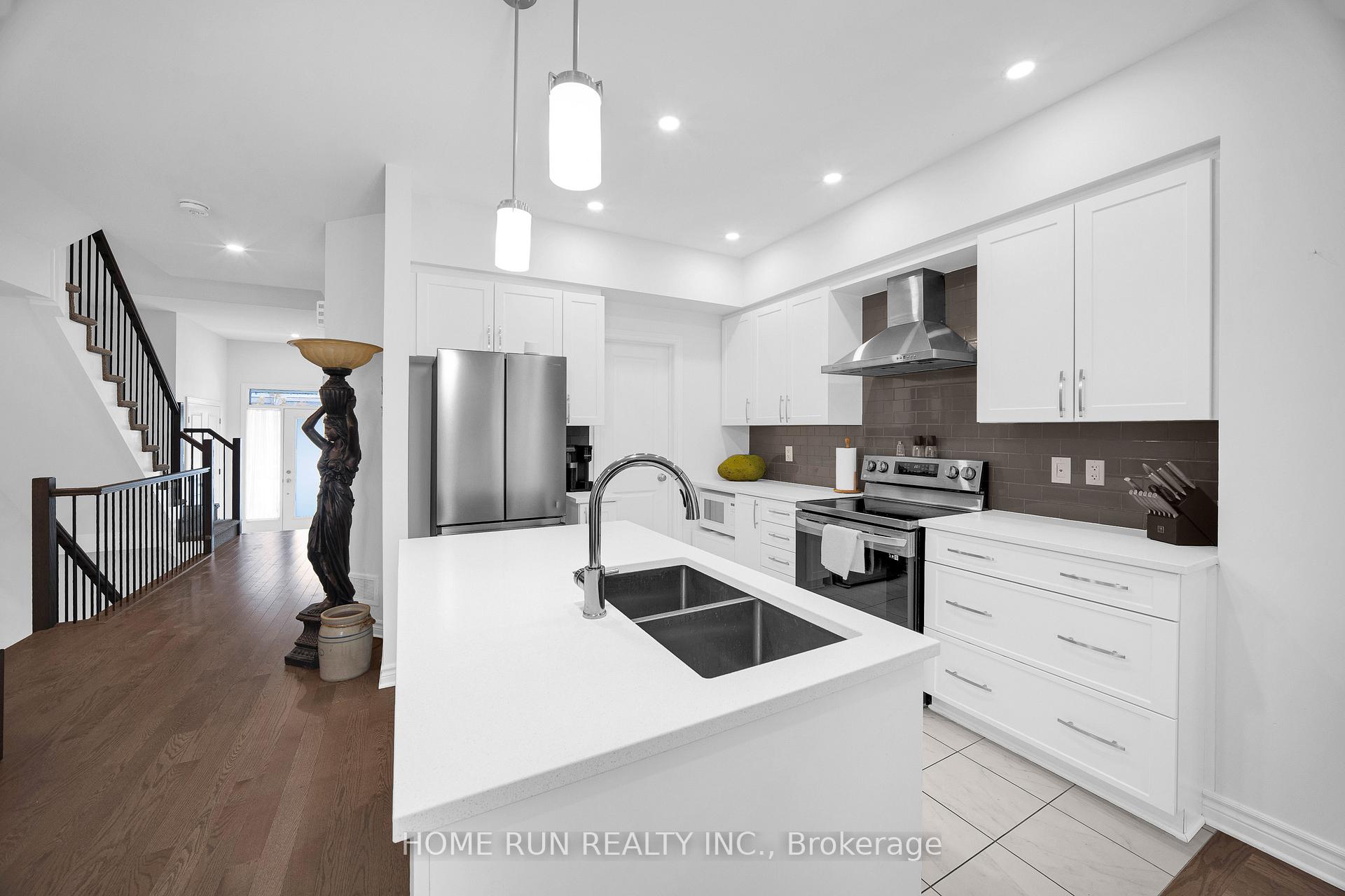Photo 14 of 1016 Eider Street, Ottawa, Riverside South/Gloucester Glen — HOMEH