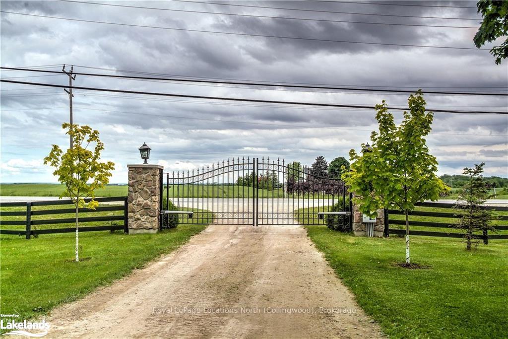Photo 16 of 3202 County 124 Road, Clearview, Rural Clearview — HOMEH