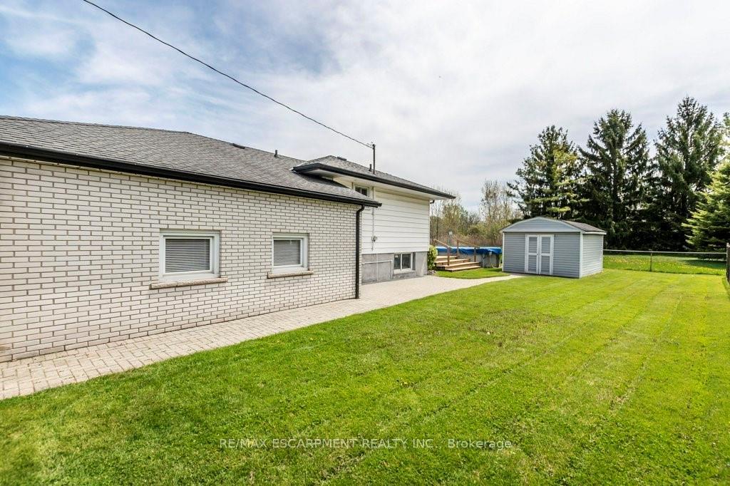 Photo 9 of 30 Terrace Avenue, Welland, Broadway — HOMEH