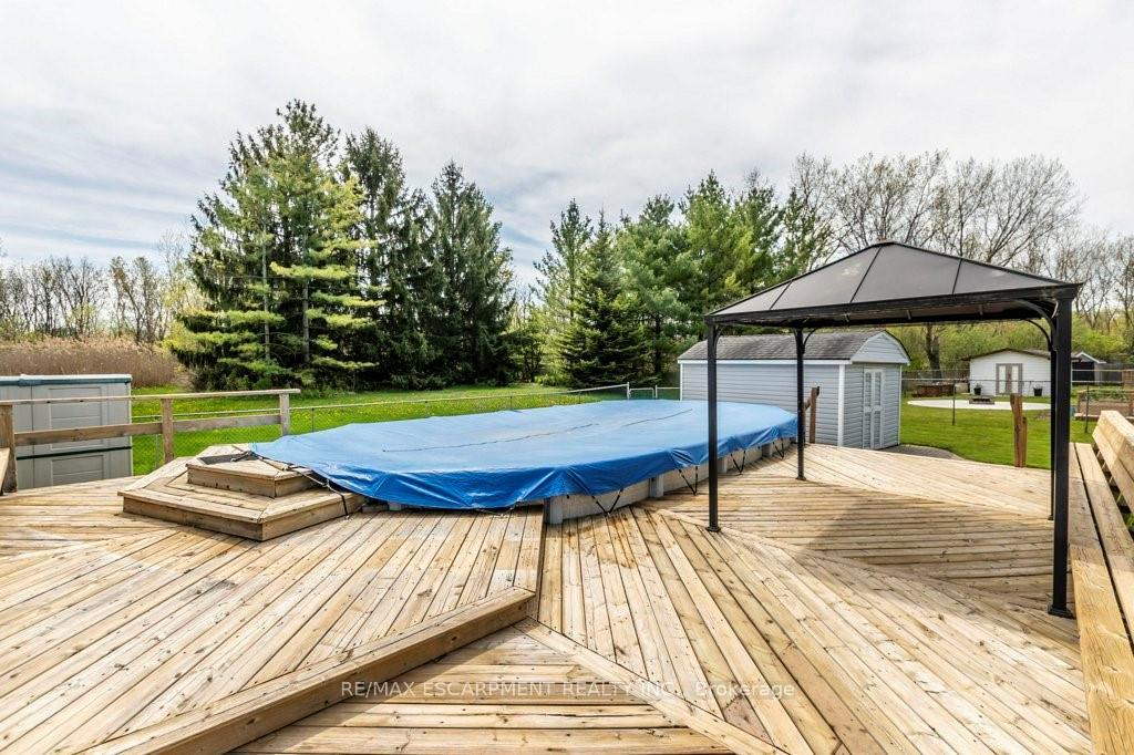 Photo 14 of 30 Terrace Avenue, Welland, Broadway — HOMEH