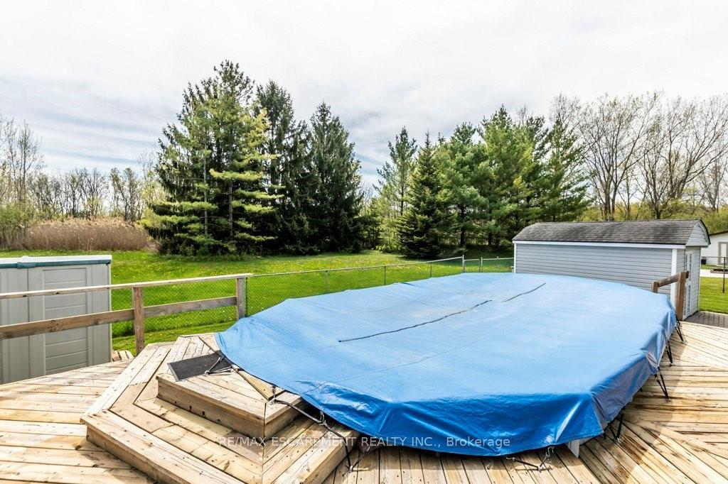 Photo 16 of 30 Terrace Avenue, Welland, Broadway — HOMEH