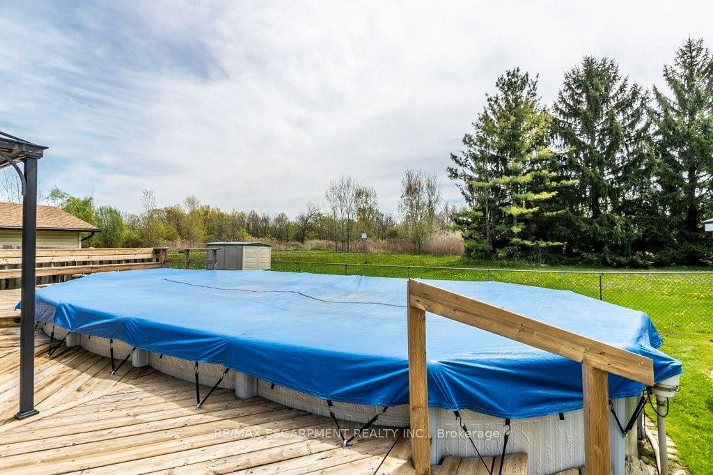 Photo 17 of 30 Terrace Avenue, Welland, Broadway — HOMEH