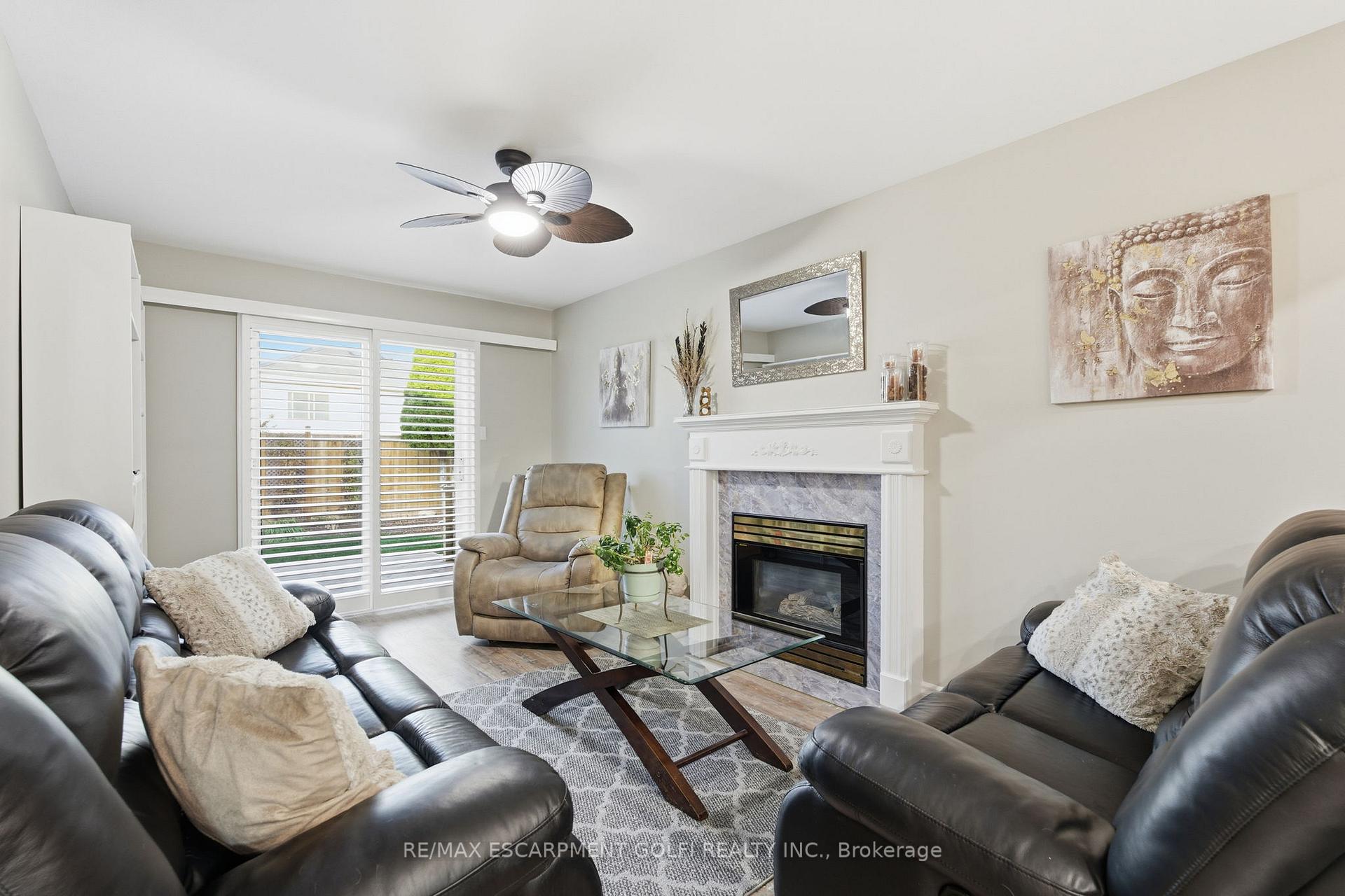 Photo 11 of 13 Colonial Crescent, Grimsby, Grimsby East — HOMEH
