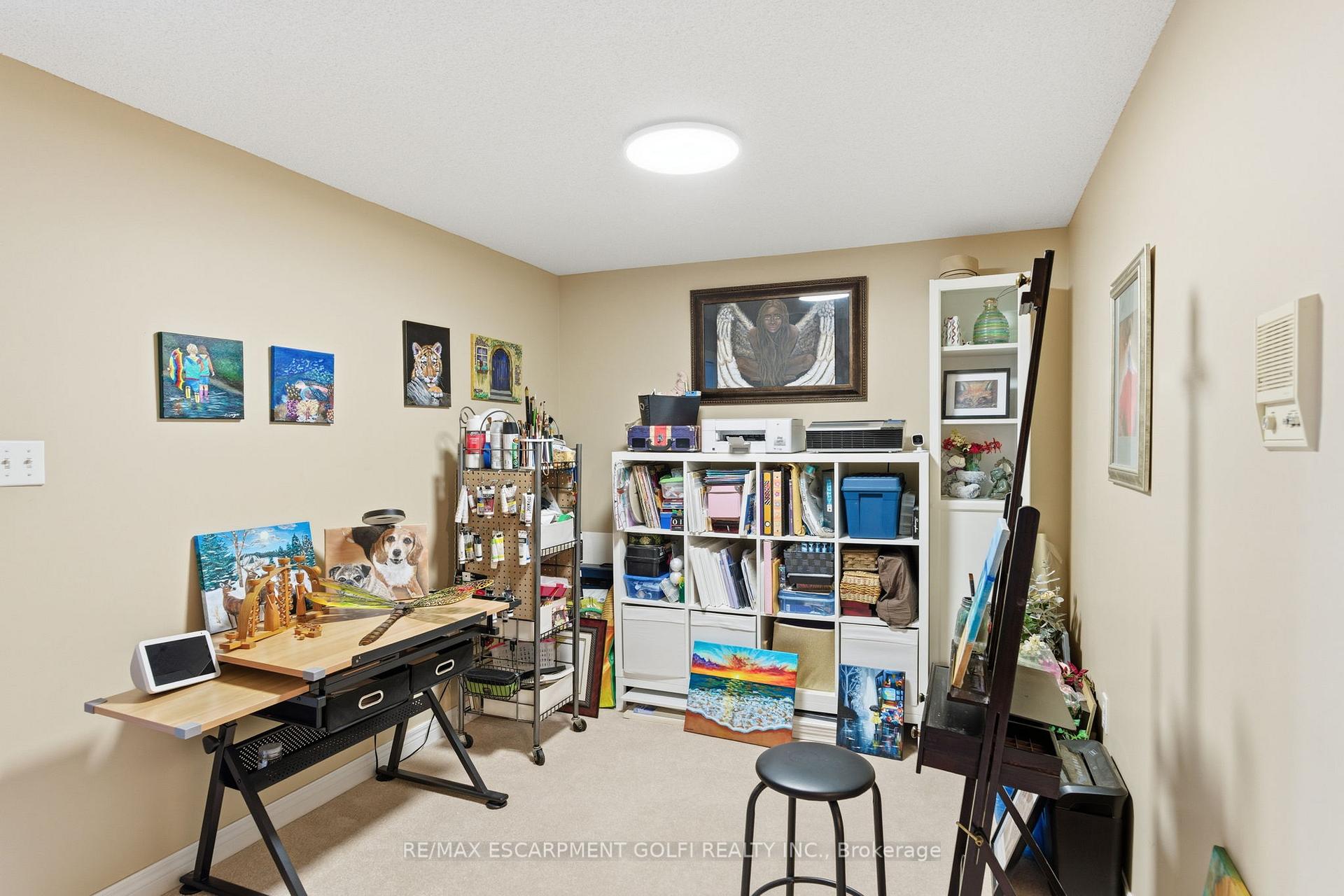 Photo 22 of 13 Colonial Crescent, Grimsby, Grimsby East — HOMEH