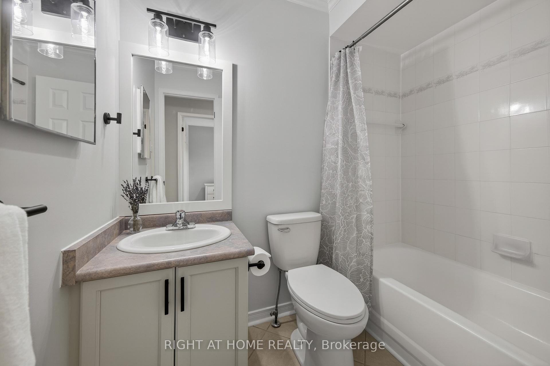 Photo 75 of 42 Drake Drive, Barrie, Painswick South — HOMEH