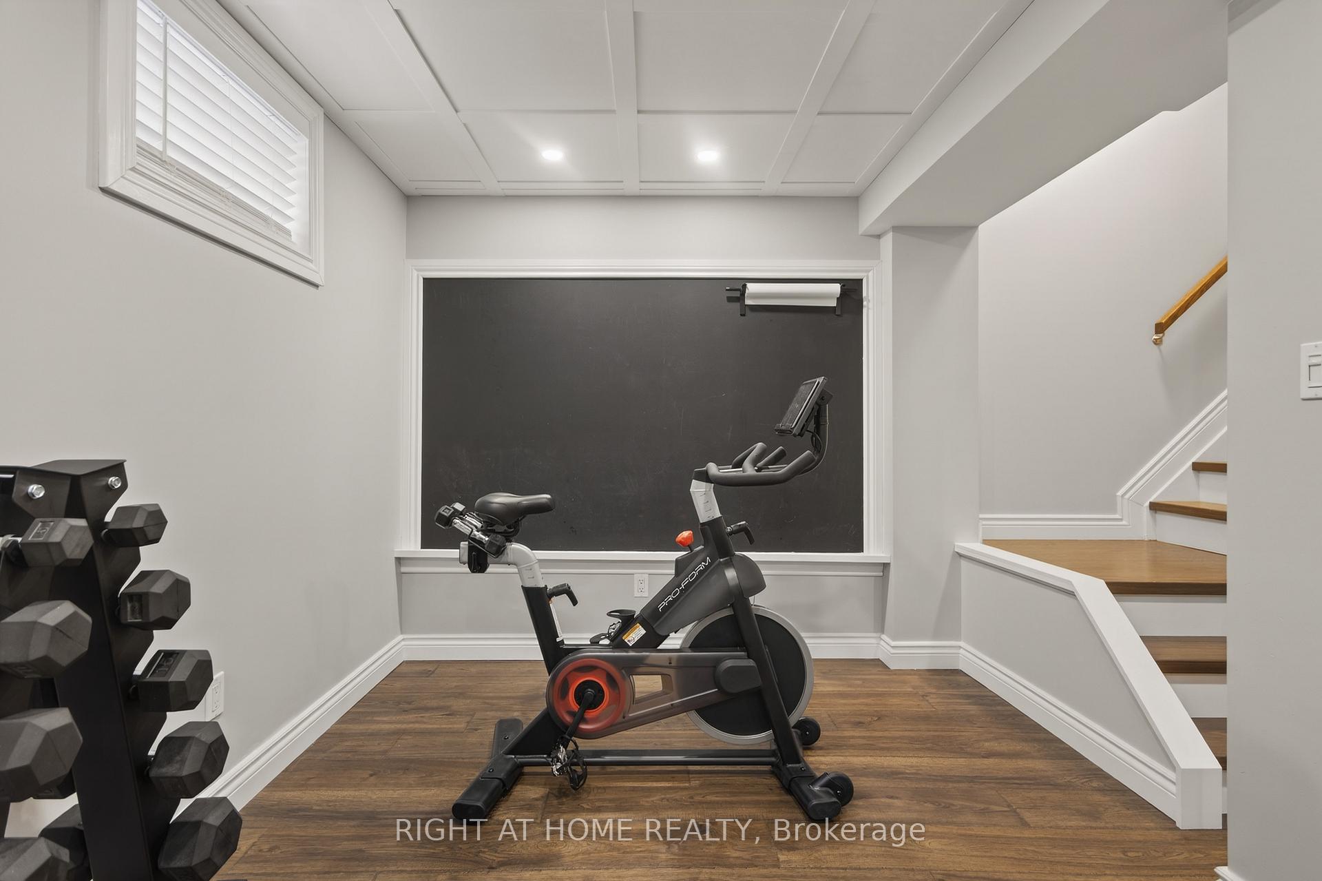 Photo 77 of 42 Drake Drive, Barrie, Painswick South — HOMEH