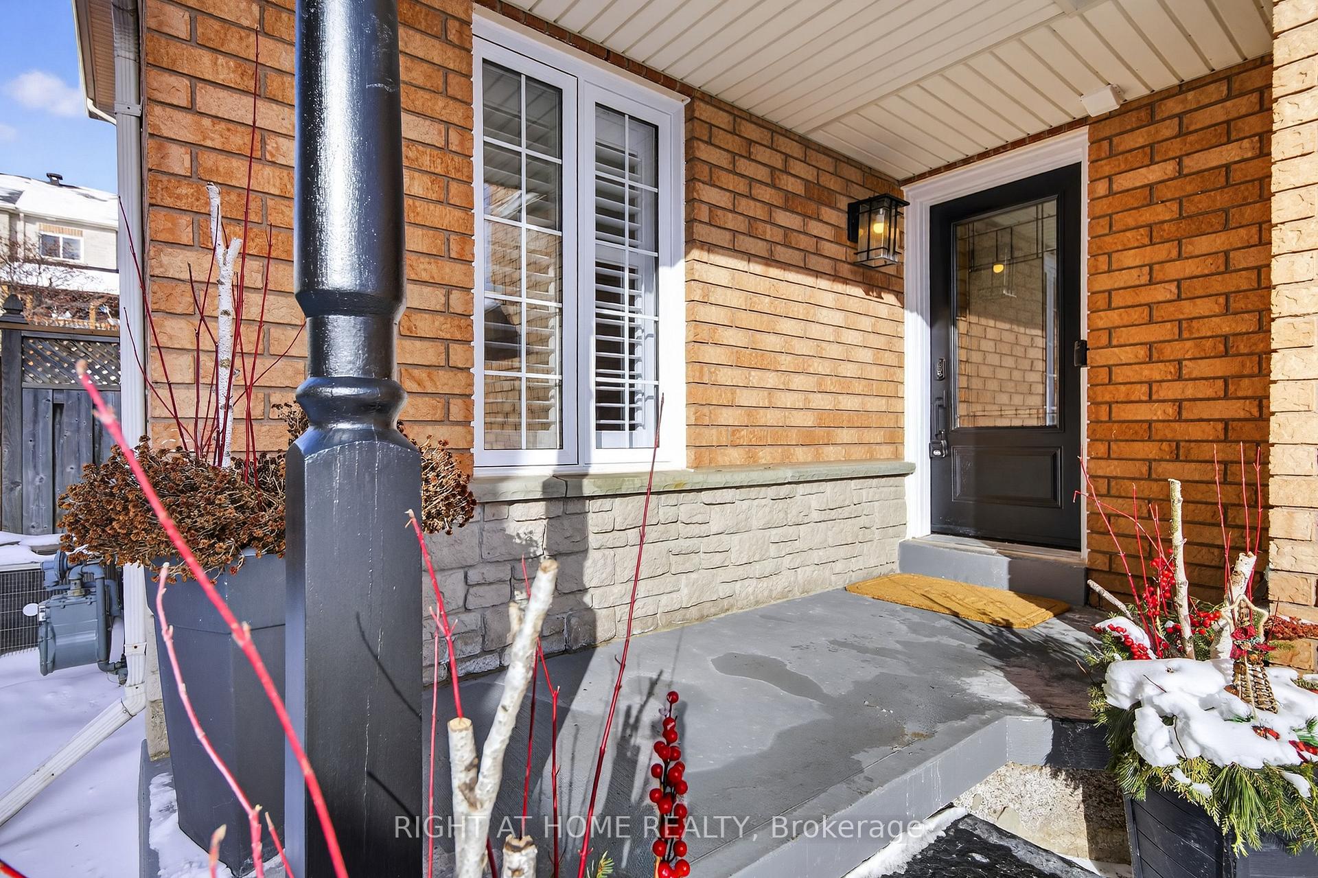 Photo 24 of 42 Drake Drive, Barrie, Painswick South — HOMEH