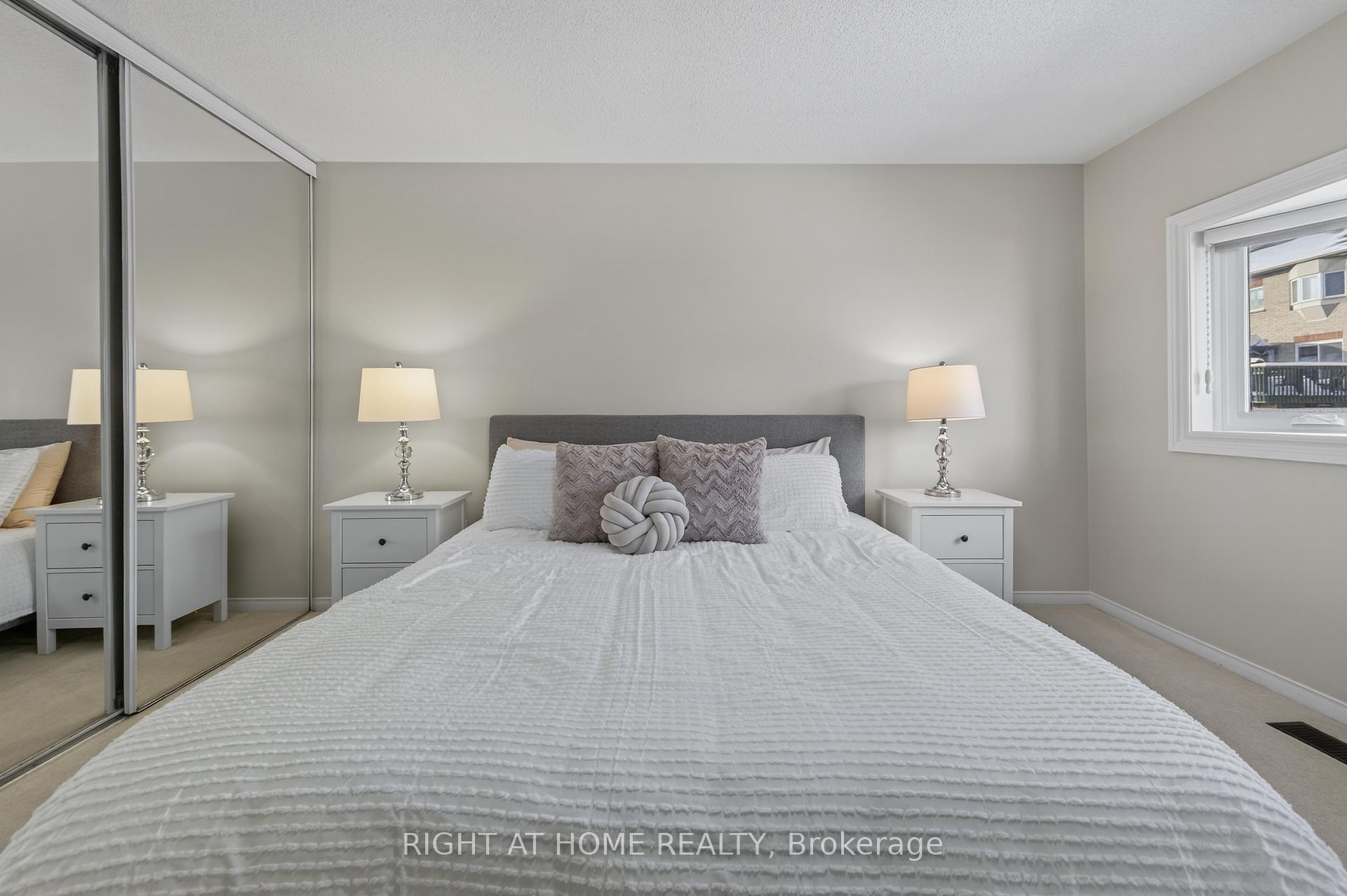 Photo 45 of 42 Drake Drive, Barrie, Painswick South — HOMEH