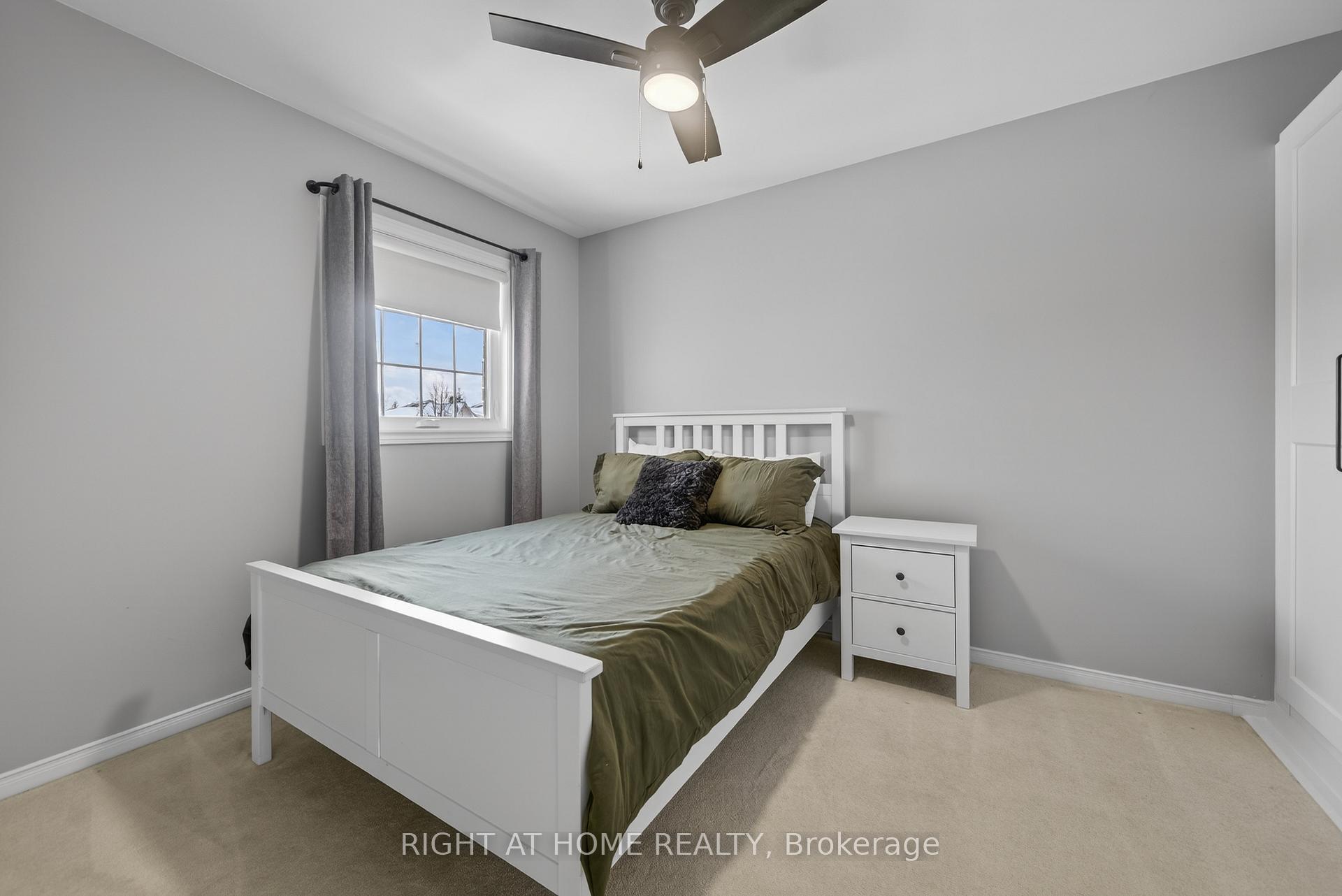 Photo 50 of 42 Drake Drive, Barrie, Painswick South — HOMEH