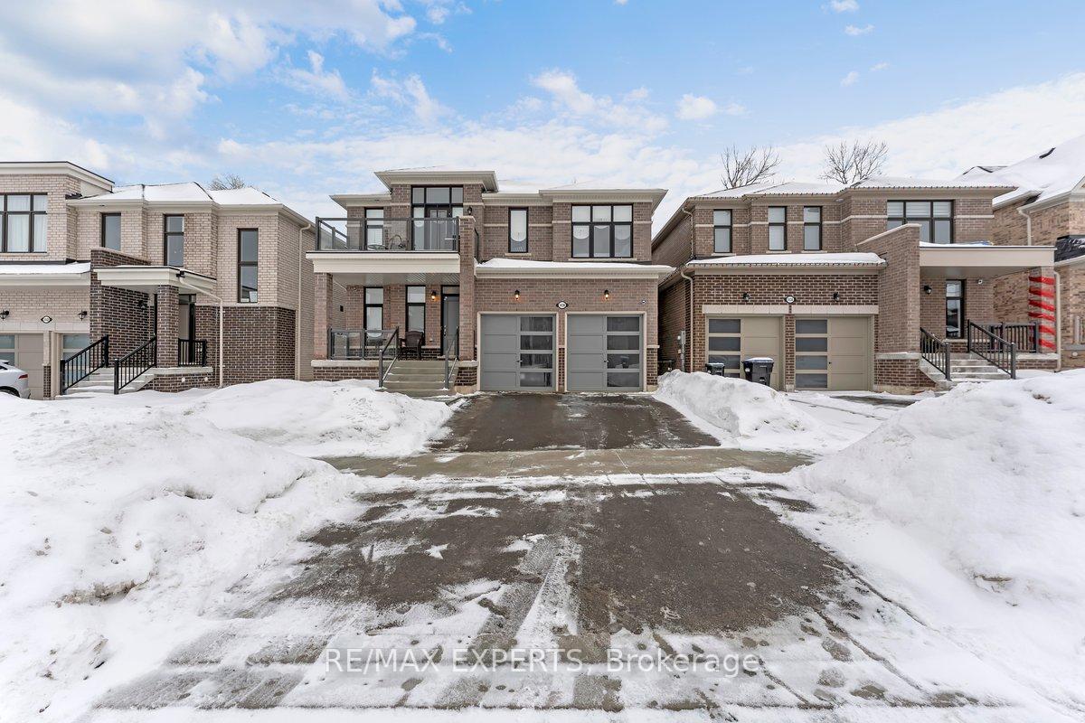 Photo 2 of 1438 Davis Loop, Innisfil, Lefroy — HOMEH