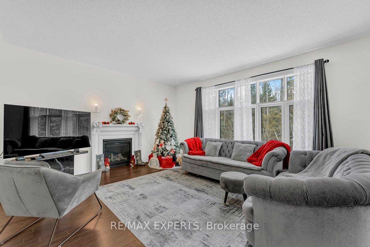Photo 8 of 1438 Davis Loop, Innisfil, Lefroy — HOMEH