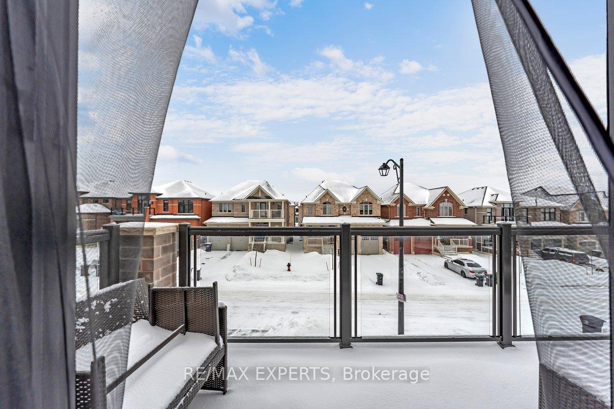 Photo 30 of 1438 Davis Loop, Innisfil, Lefroy — HOMEH