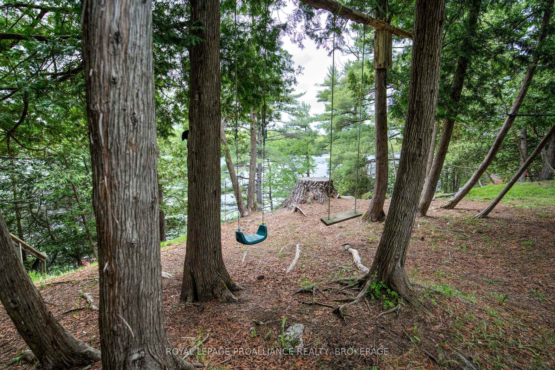 Photo 8 of 32C Chadwick Lane, Frontenac, Frontenac South — HOMEH
