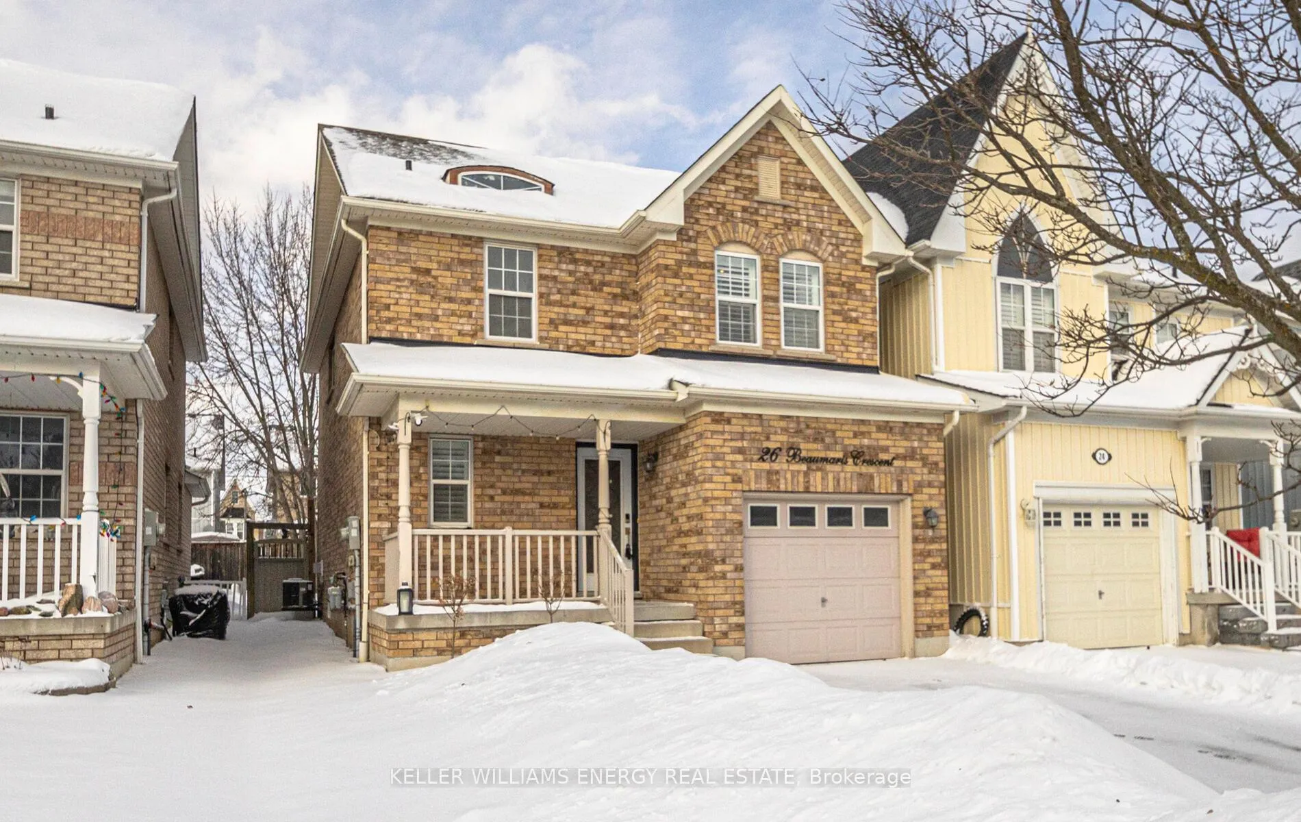 Photo 2 of 26 Beaumaris Crescent, Whitby, Brooklin — HOMEH