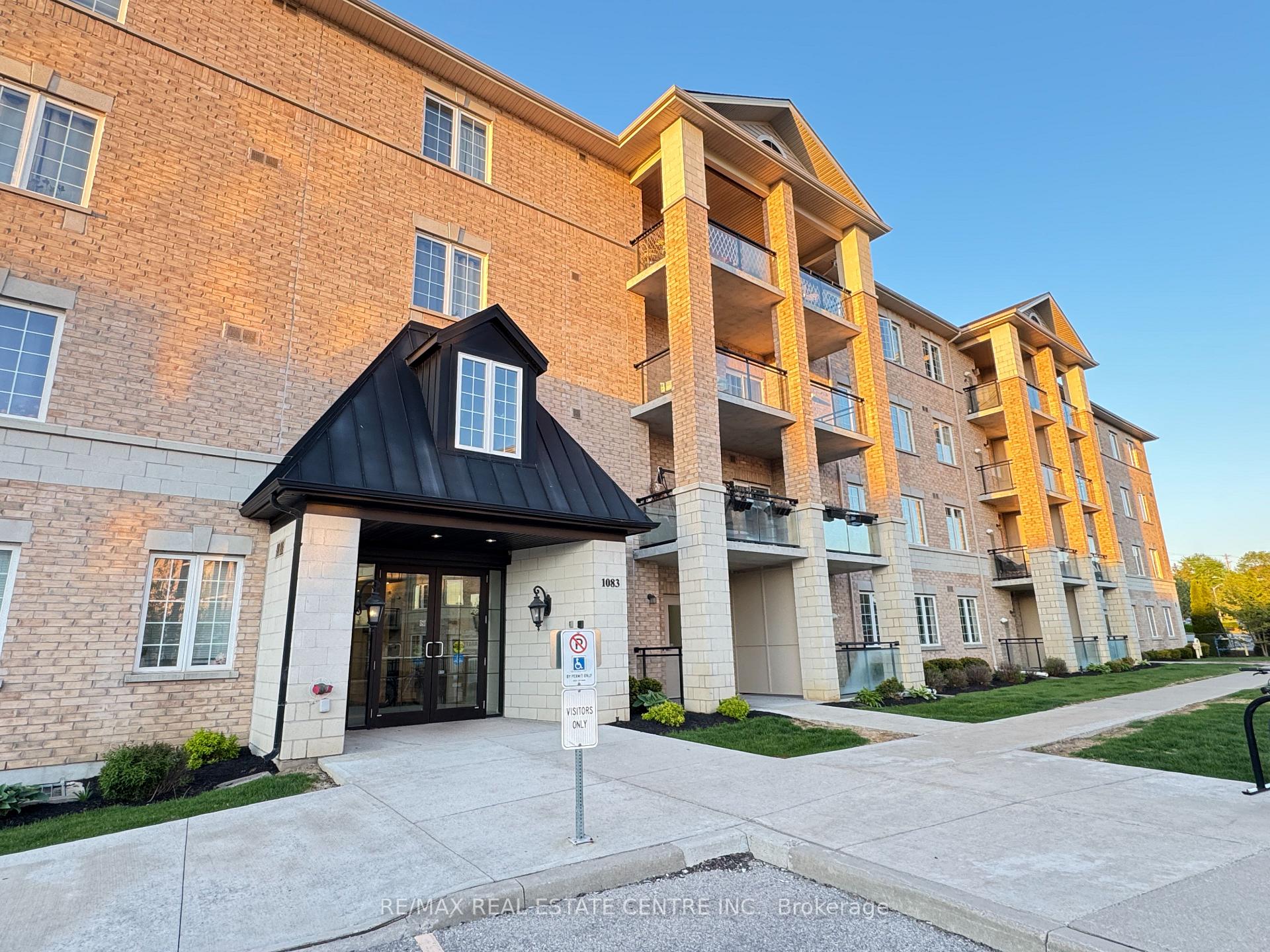 Front of Unit 111, 1083 Gordon Street S