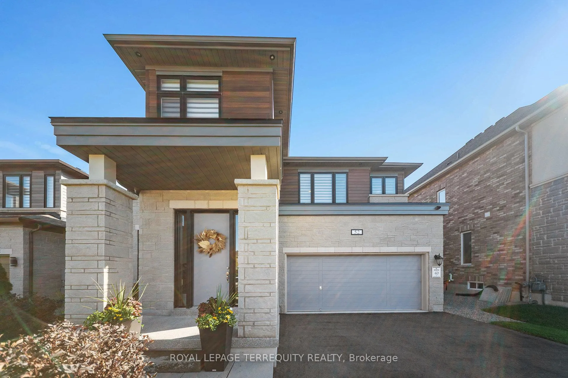 Photo 264 of 52 Lightfeather Place, Hamilton, Meadowlands — HOMEH