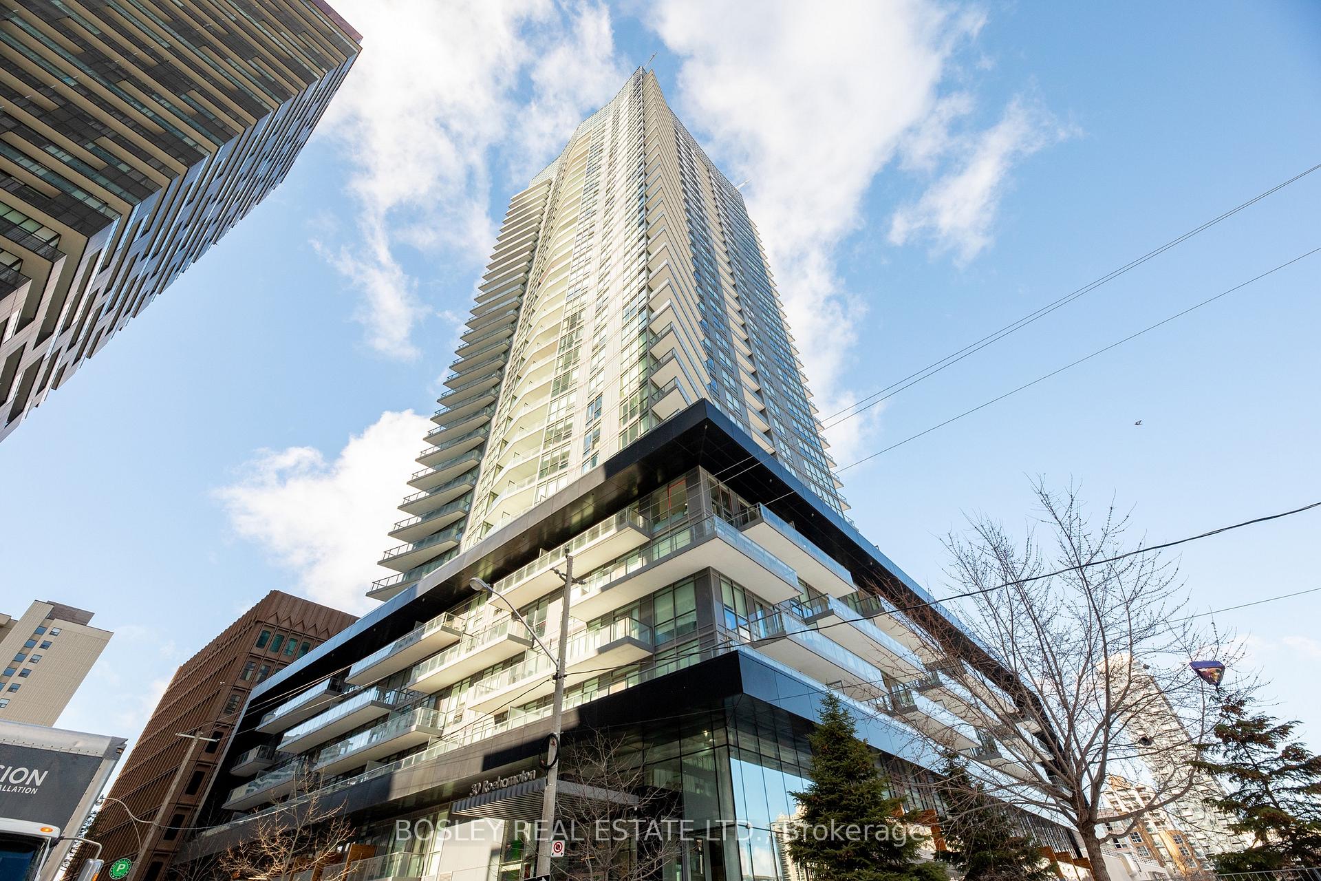 Photo 1 of Unit 3308, 30 Roehampton Avenue, Toronto, Mount Pleasant West — HOMEH