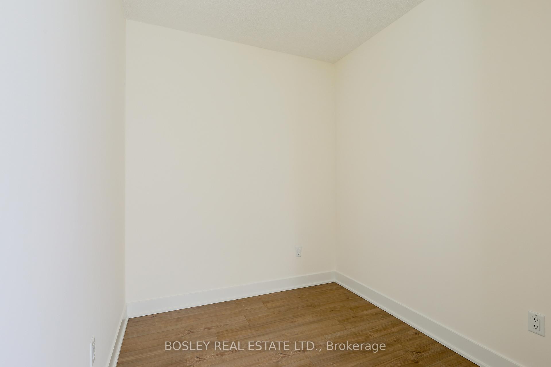 Photo 4 of Unit 3308, 30 Roehampton Avenue, Toronto, Mount Pleasant West — HOMEH